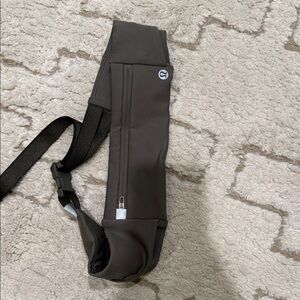 Lululemon Fast and Free Running Belt